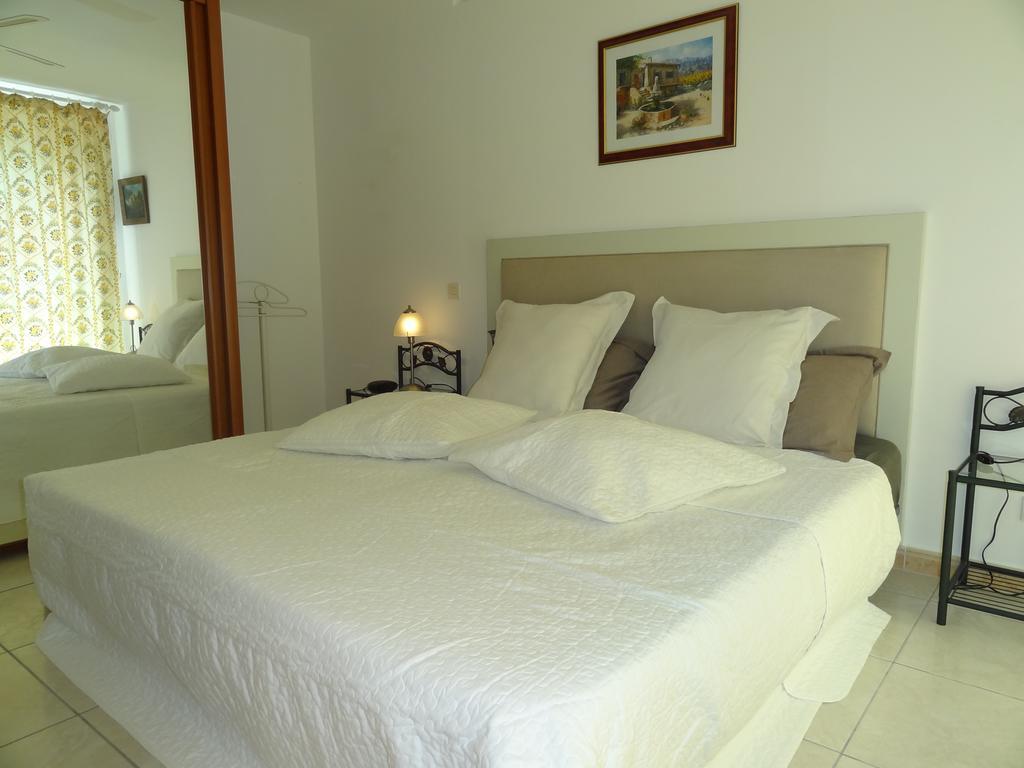 Locations Des Alpilles Apartment Saint-Rémy-de-Provence Room photo