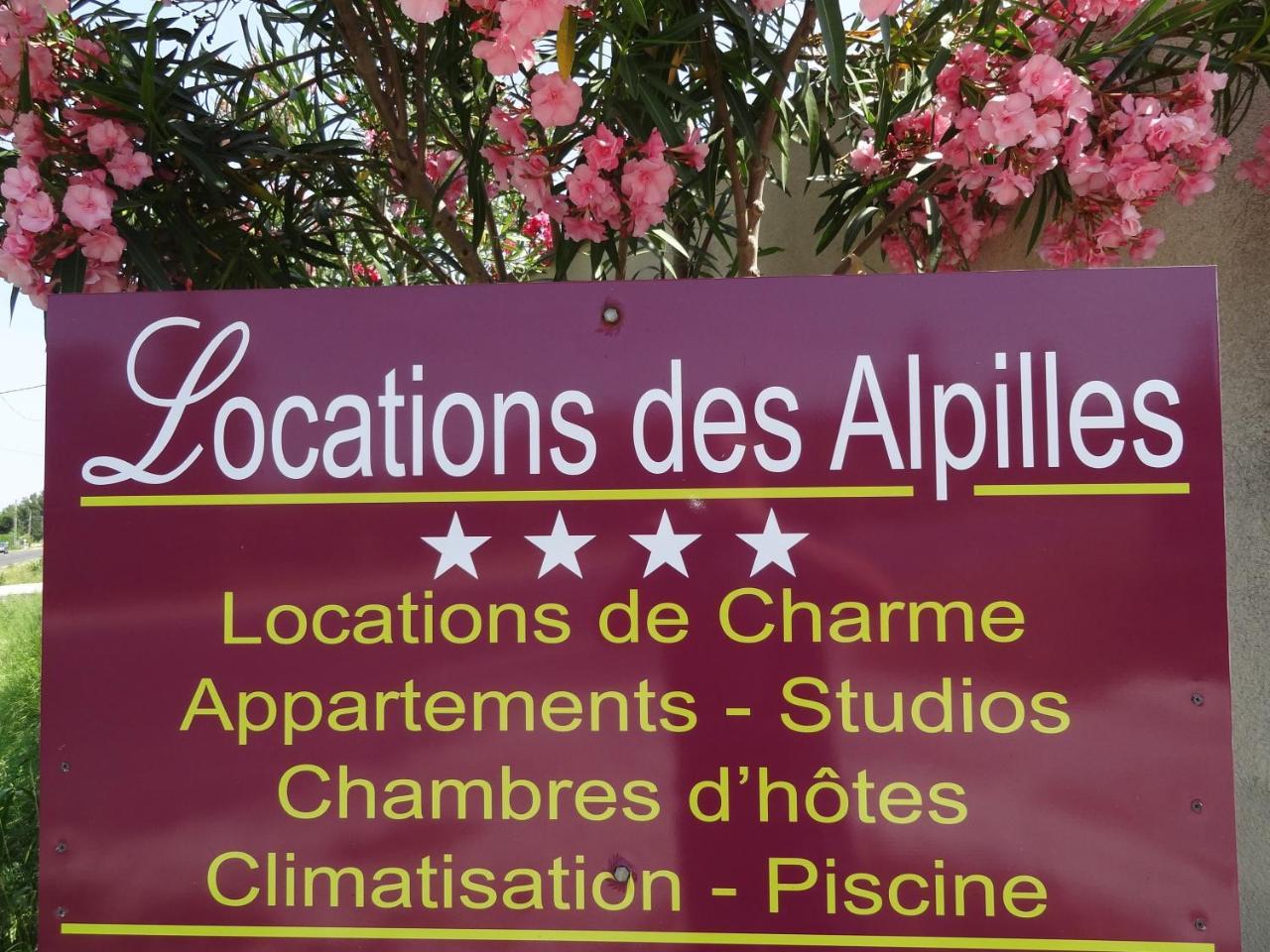 Locations Des Alpilles Apartment Saint-Rémy-de-Provence Exterior photo